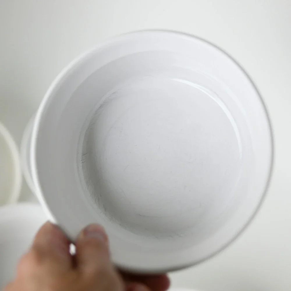 Lot of 4 Corning Ware French White F-16-B 500 ML Bowls w/ 2 Lids Ramekin Set